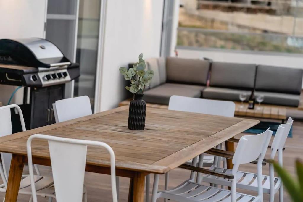 Apartament Luxurious & Stylish Penthouse With Private Pool Msida Zewnętrze zdjęcie