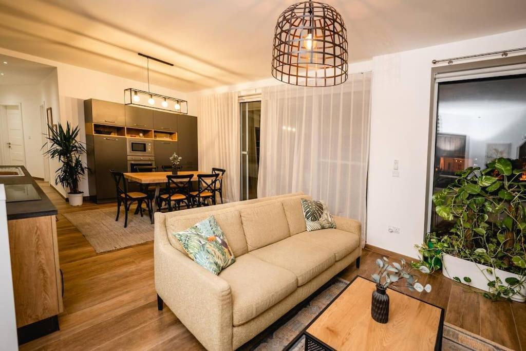 Apartament Luxurious & Stylish Penthouse With Private Pool Msida Zewnętrze zdjęcie